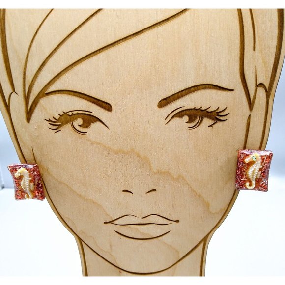 Vintage Sparkling Seahorse Earrings, Coppery Glitter Confetti Lucite with White - Picture 1 of 4